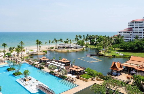 Hua Hin Apartment | Beachfront condo with full sea view and the facilities of a 5-star resort