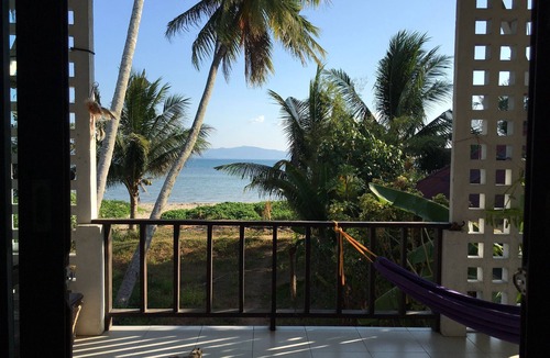 Baan Tai House | Beachfront Summerlodge