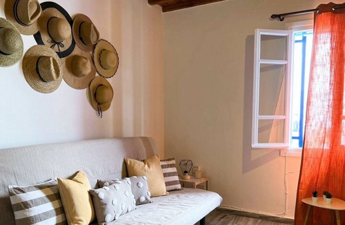 Ornos Apartment | Beachside Mykonos