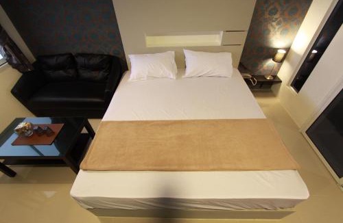 Bang Na Hotel | Bearing26 Hotel