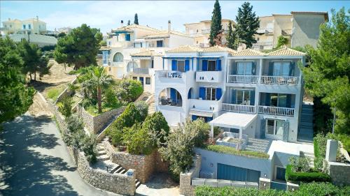 Agios Emilianos House | Beautiful summer house 5' from the beach