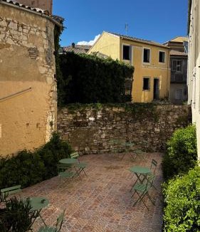 Old Town Apartment | Bebeto Suite