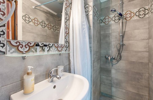 Agia Galini Bed & Breakfast | Bed and Breakfast 'Double Room No 205 Sea View' with Sea View, Wi-Fi and Air Conditioning