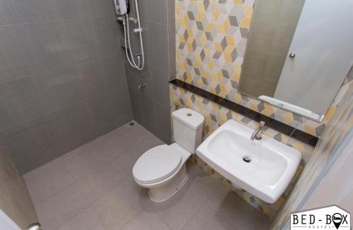 Pra Thai Hotel | Bed Box