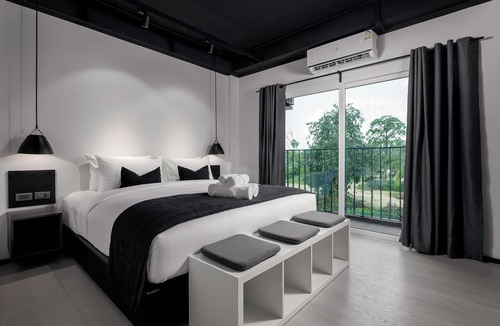 Chaweng City Center Hotel | BedTime Hotel Samui