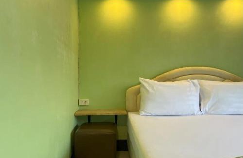 Chana Songkhram House | Bella Bella House