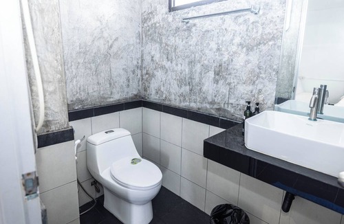 Nanai Road House | Belle Cose Guest House Phuket