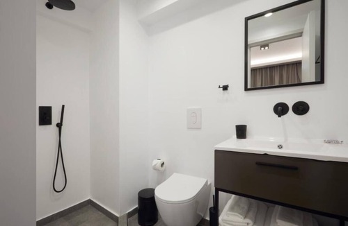 Psirri Apartment | BHA011- C - Suite Athens