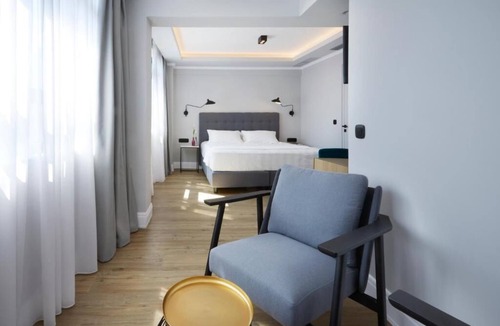 Psirri Apartment | BHA011- C - Suite Athens