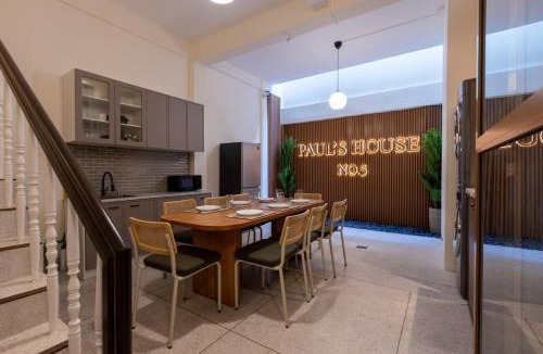 Thung Maha Mek Apartment | BKK CBD Whole-Floor Apt 3BR 2BA 7-Min to MRT