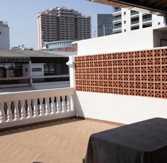 Thung Maha Mek Apartment | BKK CBD Whole-Floor Apt 3BR 2BA 7-Min to MRT