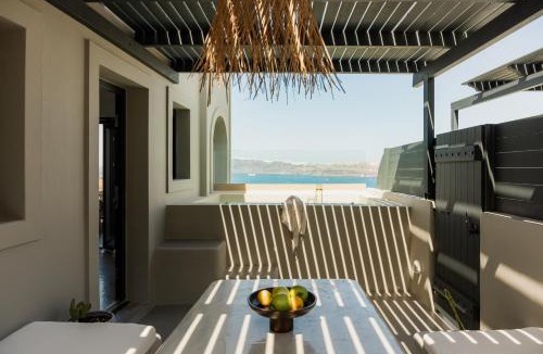 Akrotiri Bed & Breakfast | Black Diamond Suites