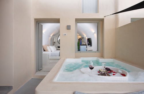 Karterados Villa | Black Rock villas