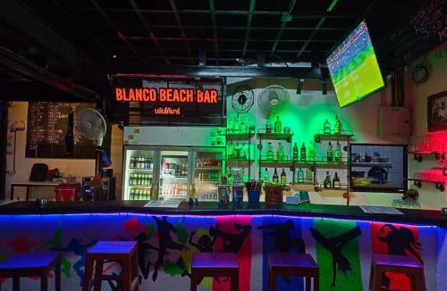 Ko Phi Phi Hostel | Blanco Beach Bar Hostel
