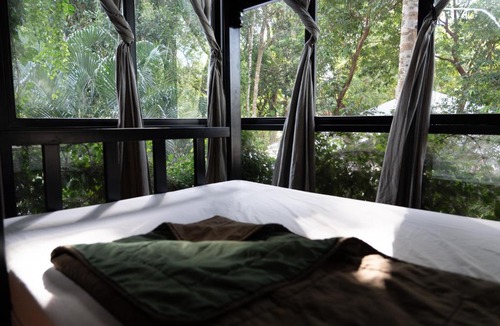 Ko Lanta Hostel | Blanco Hostel Lanta 18 to 35