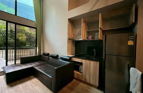 Khanna Yao Condo | Blossom Comzy Duplex