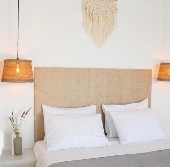 Akrotiri Hotel | Blu Rooms Santorini