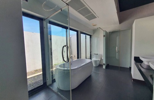 Choeng Thale Hotel | Blu Village Pool Villa