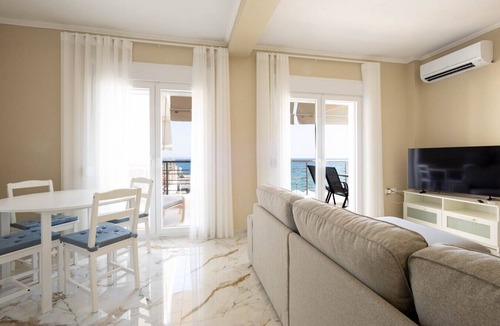 Nea Moudania Apartment | Blue Avra Suite by Rentals Pro - Nea Moudania Halkidiki