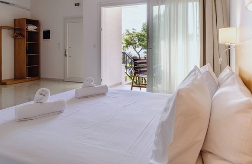 Nea Iraklitsa Hotel | Blue Bay Hotel