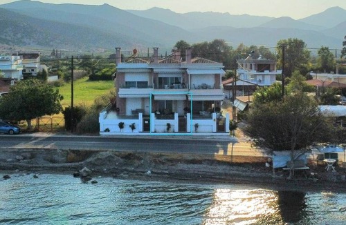 Lerna Apartment | Blue Bay Suites By Comfort Club