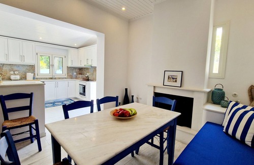Lefkada Town Villa | Blue Gem Villa, in the Heart of Lefkas Town!