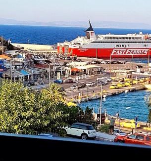 Rafina-Pikermi Apartment | Blue Horizon Gem On The Port