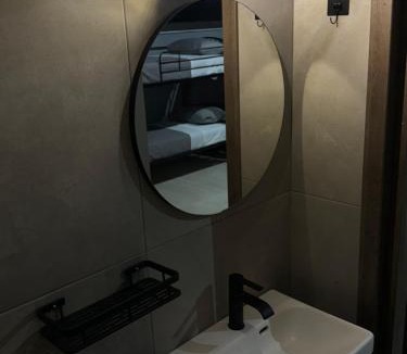 Nikaia-Agios Ioannis Rentis Hostel | BLUE LINE Coliving