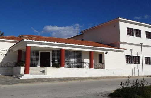 Avdira Apartment | Blue Marianthi
