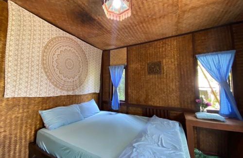 Pai House | Blue stone