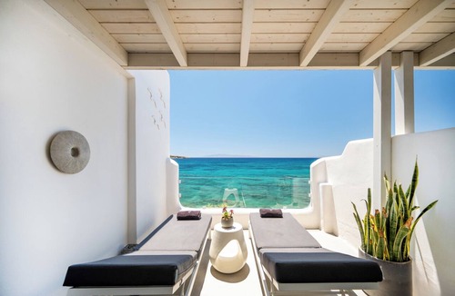 Drios Hotel | Blue Waves Suites & Apartments To Kyma