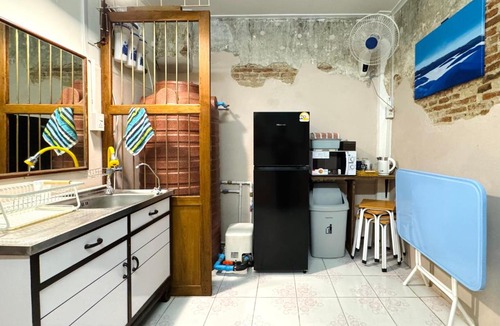 Bangkok Old Town Apartment | Bluenest - MRT Sam Yot