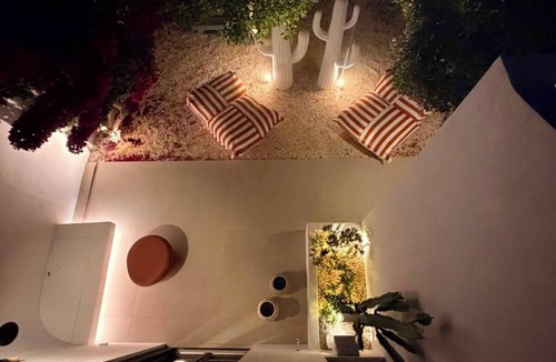Antiparos Apartment | Bluewaves Antiparos Sunstone Terrace House