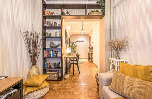 Kinosargous Apartment | Bohemian Chic 1BR Apartment in the Heart of Athens