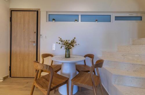 Loutraki-Agioi Theodoroi Apartment | Bohosapiens Atlas with sea Access