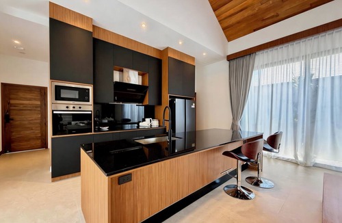 Choeng Thale Villa | Bougainvillea Luxury Pool Villas