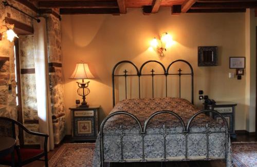 Veroia Hotel | Boutique Hotel Kokkino Spiti