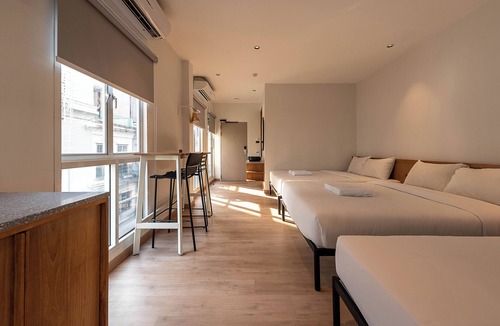 Thanon Phaya Thai Hostel | Boxpackers Pratunam Hotel