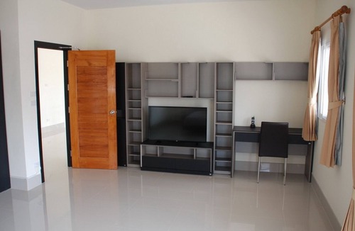 Hat Yai Villa | Brand New 300M2 VILLA close to Had Yai,