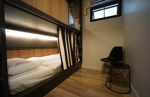 Silom Hotel | Brb Hostel Bangkok Silom