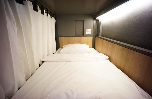 Silom Hotel | Brb Hostel Bangkok Silom