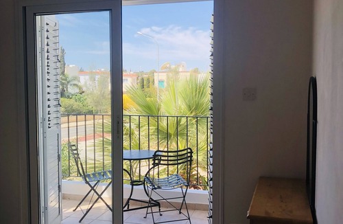 Pernera Villa | Bright airy and spacious family size villa,wabars and restaurants