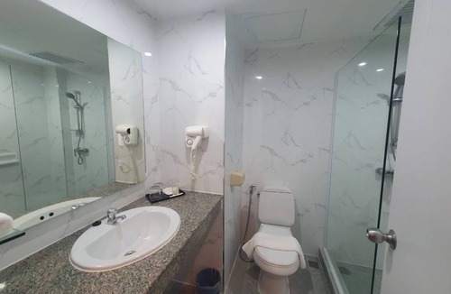 Makham Tia Hotel | Bunjongburi Hotel