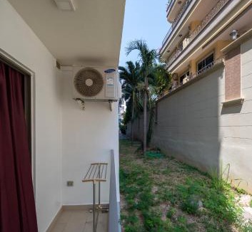 Pratumnak Hill Apartment | C-View Residence by Apartwell