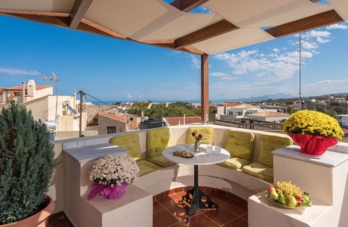 Atsipopoulo Apartment | Calergi 11 -Spring in Crete -Authentic Living-Monthly Offer in Stylish 2BDR Flat