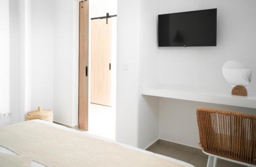 Skiros Apartment | Calma Residences
