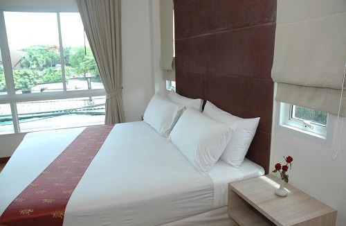 Samsen Nok Hotel | Calypzo 2 Ratchada 20