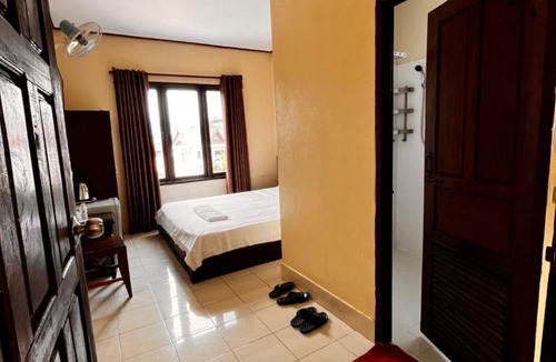Vang Vieng Hotel | Camellia Hotel