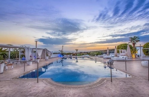 Cape Greko Villa | Cape Serenity Mansion