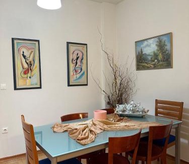 Dafni-Ymittos Apartment | Casa Margarita